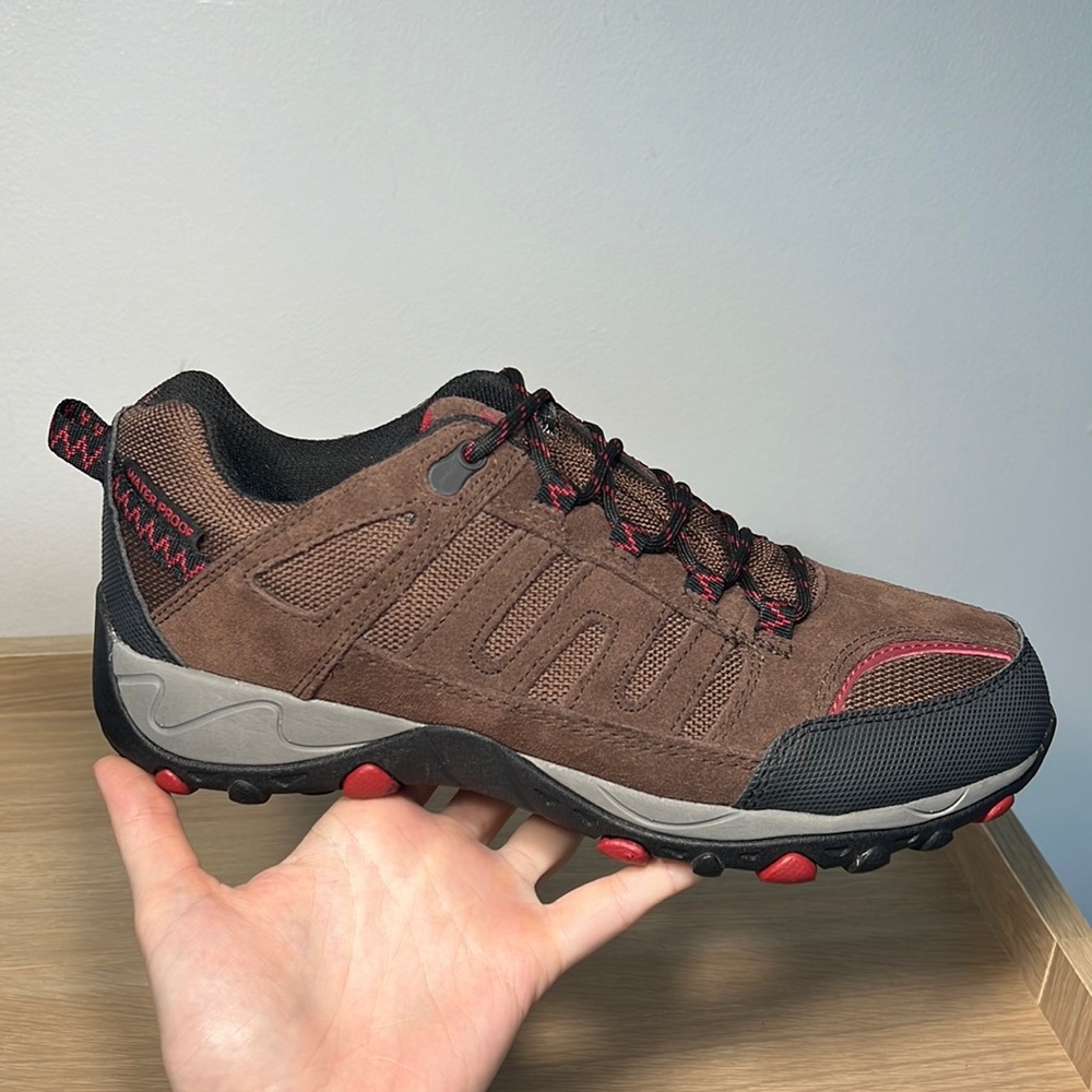 Worn Once Wolverine Memory Foam Waterproof Sneake… - image 8